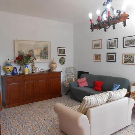 Holiday home Gilda *